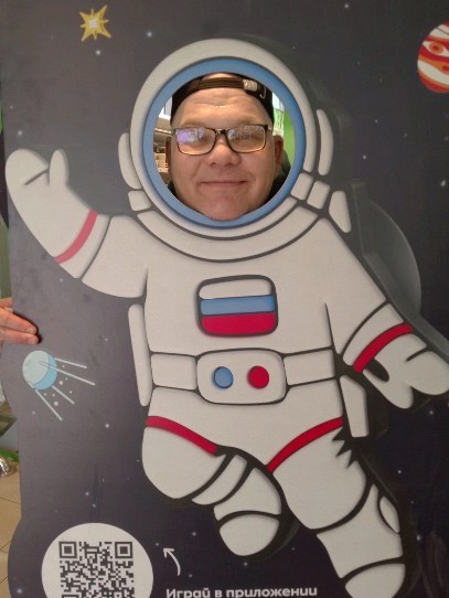 Николай в LOOKY. . null