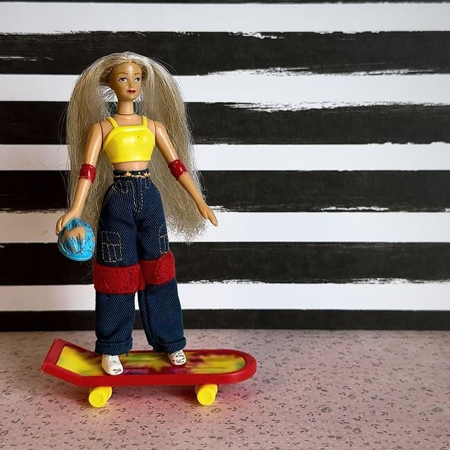 doll_eyes_on_me в LOOKY. #skatergirl,#macdonals,#happymeal,#generationgirltori,#shabbytoys. 2000 Barbie - McDona...