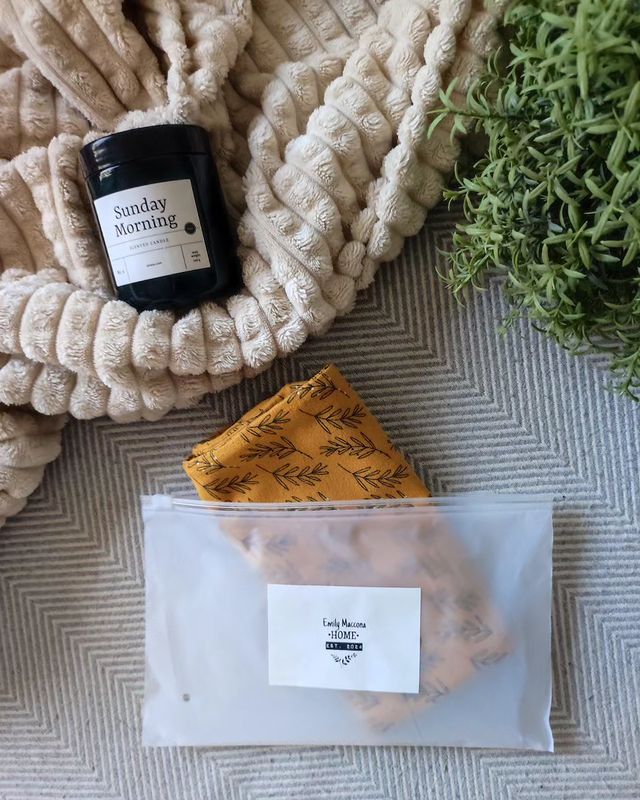 emily_maccona в LOOKY. #handmade,#pillow,#fabric,#ручнаяработа,#ткани,#фуле,#хлопок,#фланель,#pillowcase,#наволочки,#наволочка. Декоративные наволоч...