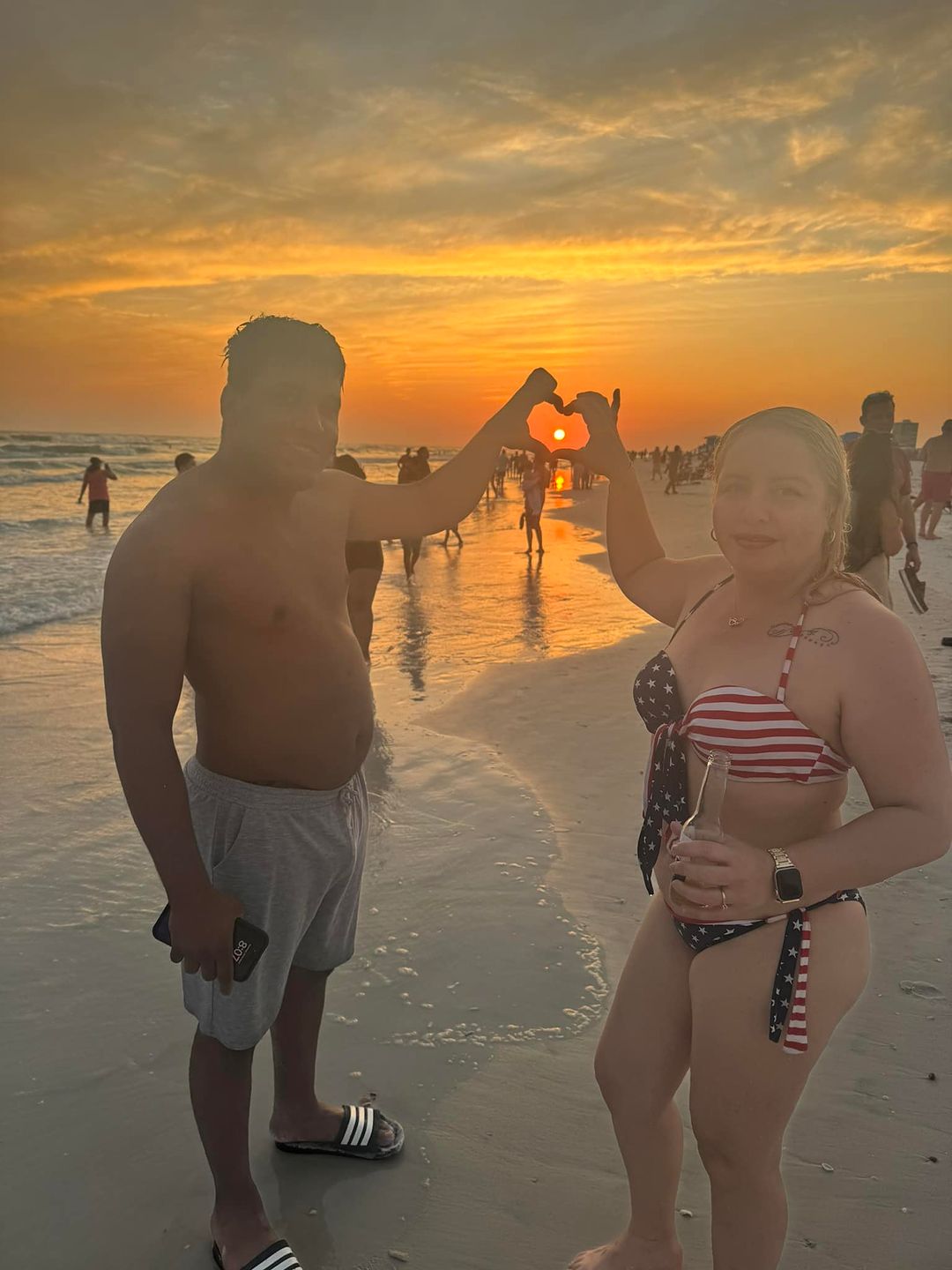 lilynaranjo9009 в LOOKY — Y si me preguntan si existe la felicidad les diría que la fe