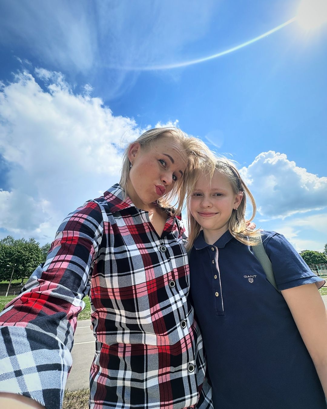 Илонка в LOOKY — Когда дочь взрослеет, а я нет! 😃😁❤️