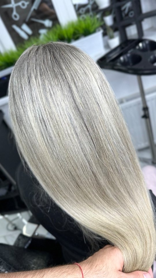 tatiana_colorist_krd в LOOKY. #колористкрд,#колористкраснодар,#окрашиваниеволос,#сложноеокрашивание,#сложноеокрашиваниекрд,#сложноеокрашиваниекраснодар,#блонд. ДО/ПОСЛЕ
Техника мик...