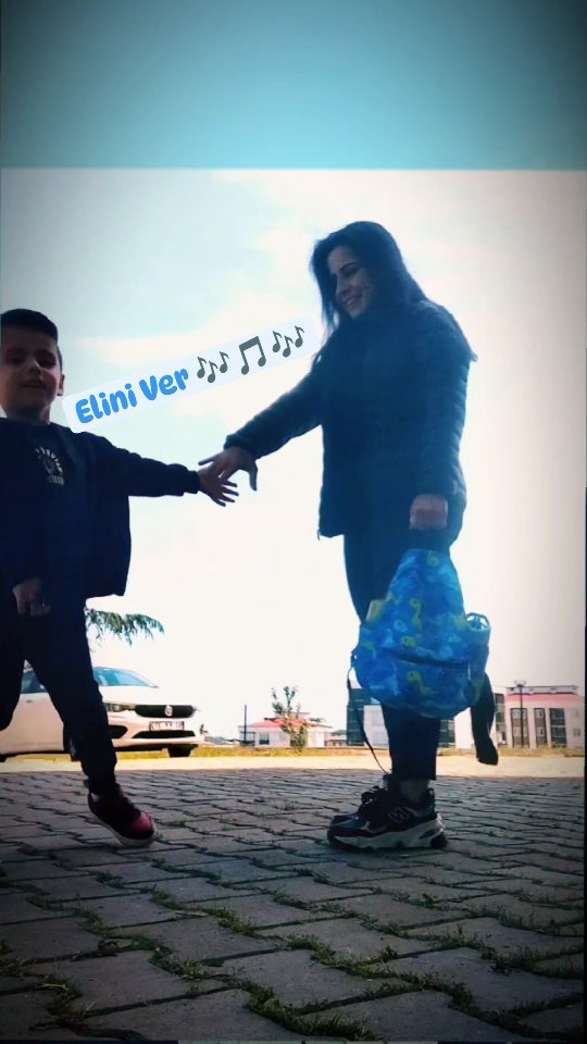 pusatbaby61 в LOOKY. #eliniver,#müzik. Bizde katılalım dedi...