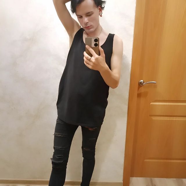 Evgeniy Echardo в LOOKY. #look,#colllook,#viaje,#locoboy,#calientecaliente. Mi look actual no es...