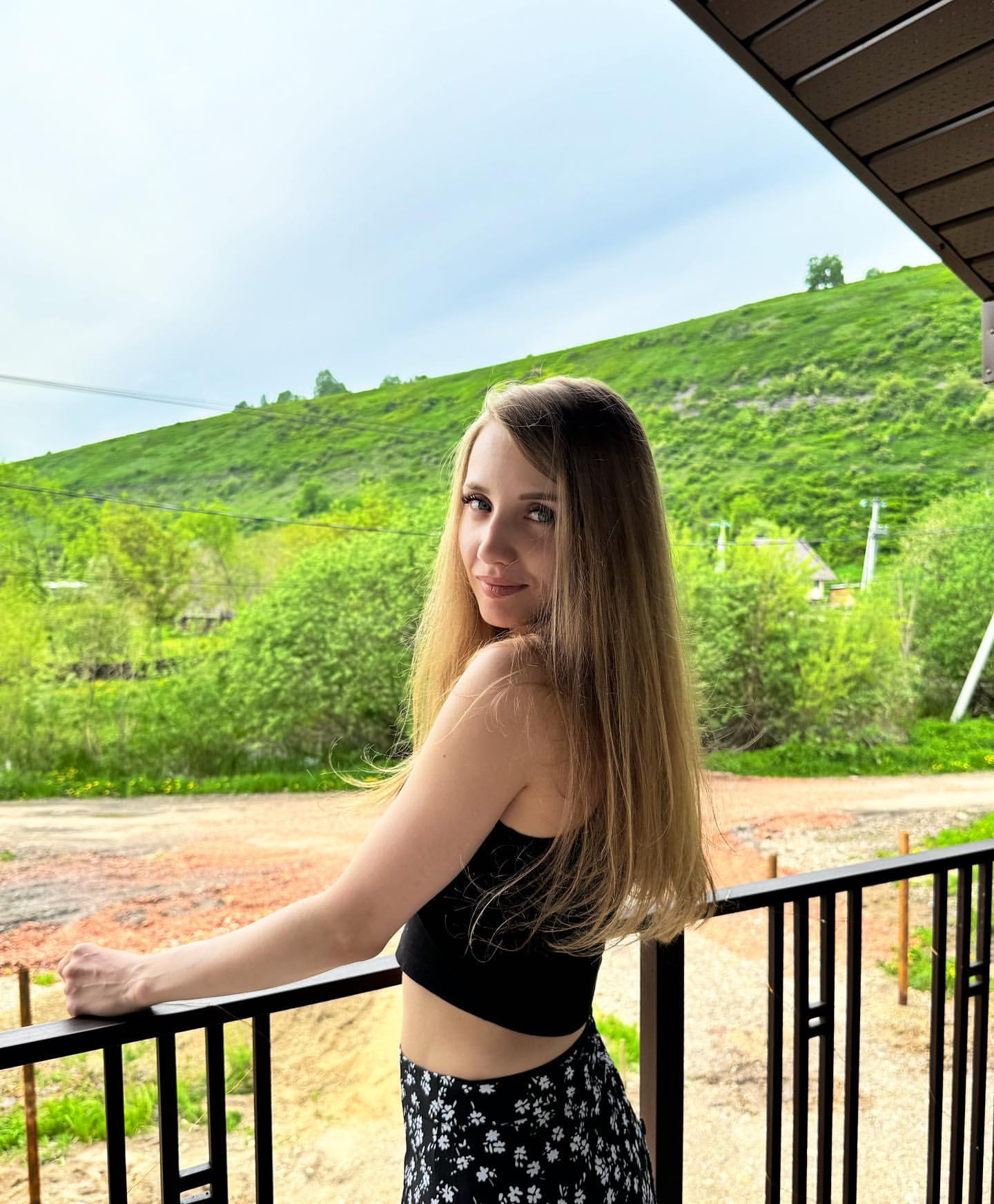 ev__kuhtenko in LOOKY. . null