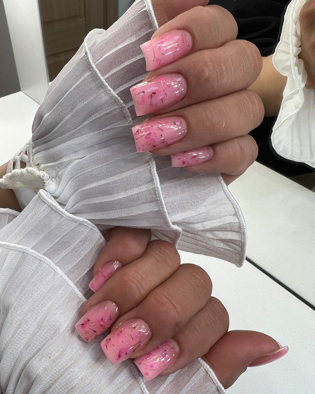 si_nails_ykt in LOOKY. #маникюрякутск,#гельлак,#наращиваниеногтей,#якутск,#аппаратныйманикюр,#педикюр,#педикюрякутск,#шеллак. Ссылка для онлайн за...