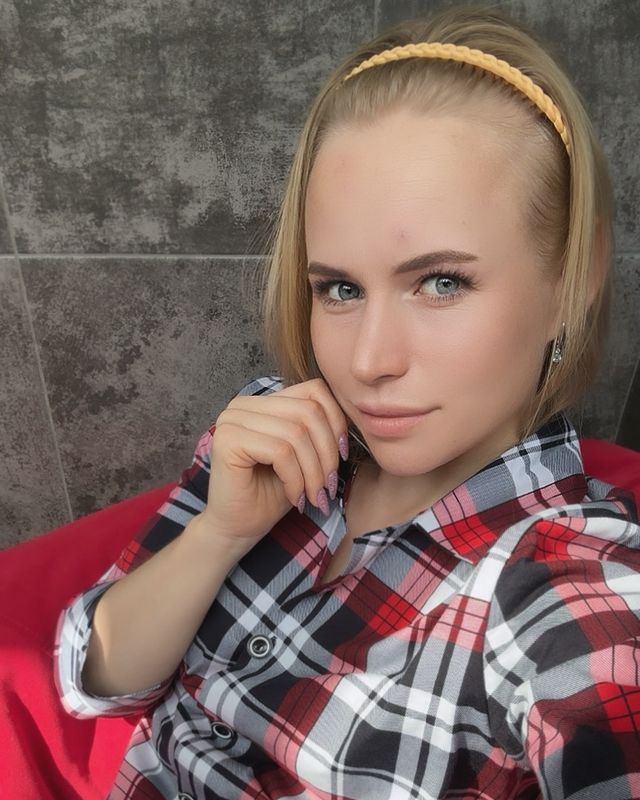 Илонка в LOOKY. . У всех бед одно нача...
