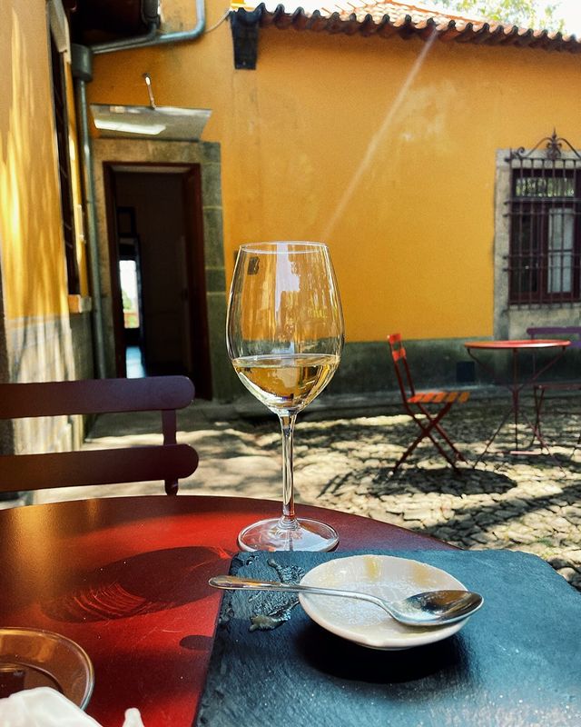 dasha.kaurtseva в LOOKY. #porto,#vacation,#travelphotography,#travelvibe,#whitewine. Яркий отпуск
#porto ...