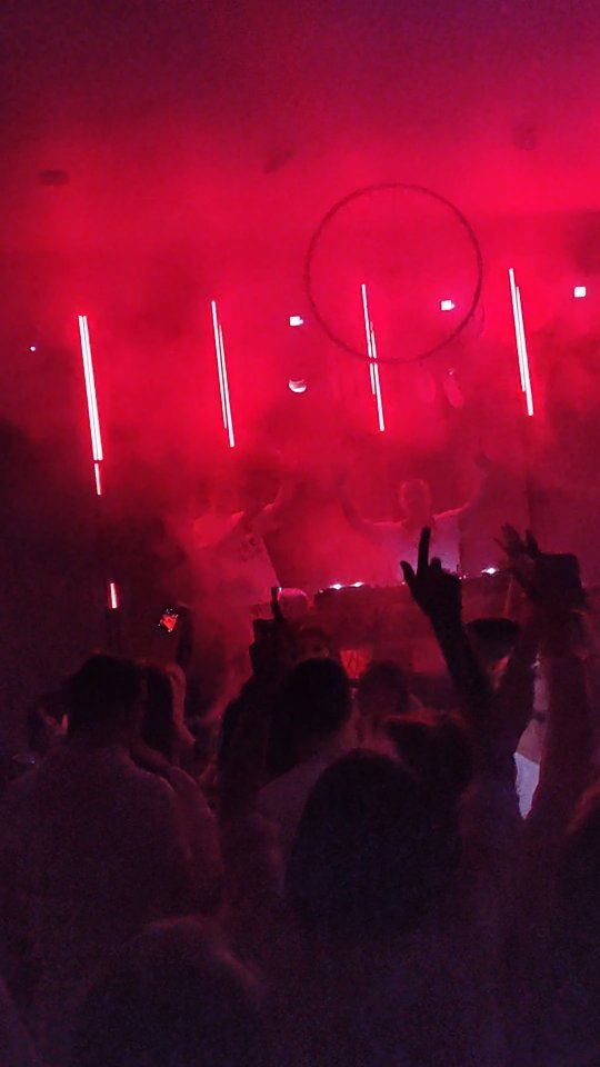toliksergeevjr в LOOKY. #особняк1857,#whiteparty2024,#whiteparty,#reelsinstagram,#reels,#melodictechno,#melodichouse,#anyma,#mrak,#taleofus,#solomun,#festivalvibes,#afterlife2024,#progressivemusic,#indiedance,#tomorrowland2024,#tomorrowland,#zamnatulum,#nizhniynovgorod,#beatport,#jonk,#soundcloud,#arminvanbuuren,#raffaguido,#famax,#latinomusic,#столицазакатов,#djlife,#rave,#кудасходитьвнижнем. #особняк1857 #whitep...