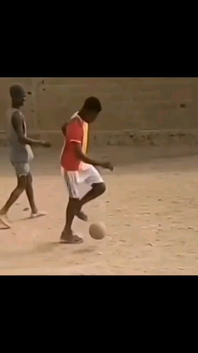kingsley_cassy2 в LOOKY. #realestate,#buyersagent,#sellersagent,#lender,#CARealtor,#california,#Mode,#property,#homes,#homesweethome,#dreams,#rates,#mortgage,#homeownership,#football,#skills,#nutrition,#nutmeg. These African baller...