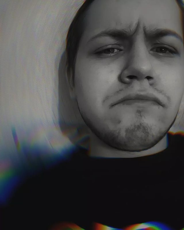 oneprovodnik в LOOKY. . 🔊⏭️⏯️⏮️🔂⚔️💥💣🔥✊�...