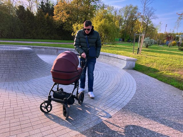 prokhorov_music в LOOKY. . Заходим в 27 🤨
•
Чт...