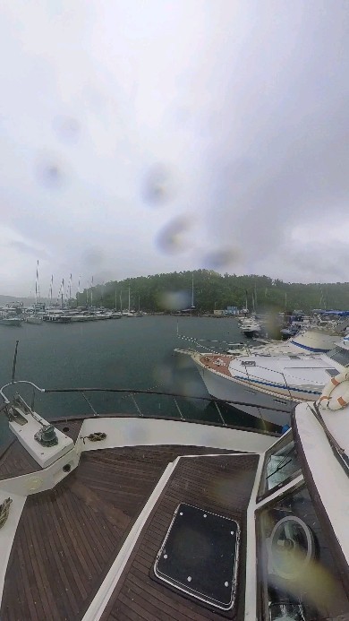 boat_n_rest в LOOKY. . Красиво даже в дождь