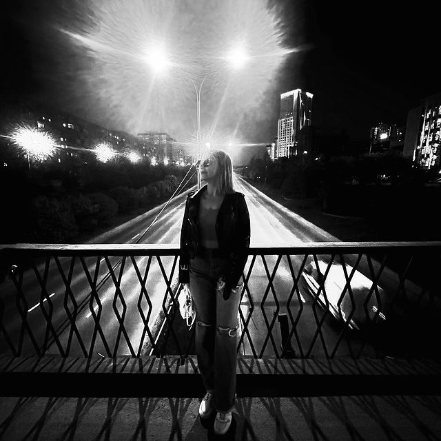 darya_in_wonderland в LOOKY. #russia,#ekaterinburg,#me,#liketime,#loveyourself,#moment,#happy,#photooftheday,#photo,#summer,#likesforlike,#love,#night. 🖤🤍
.
.
.
#russia #...
