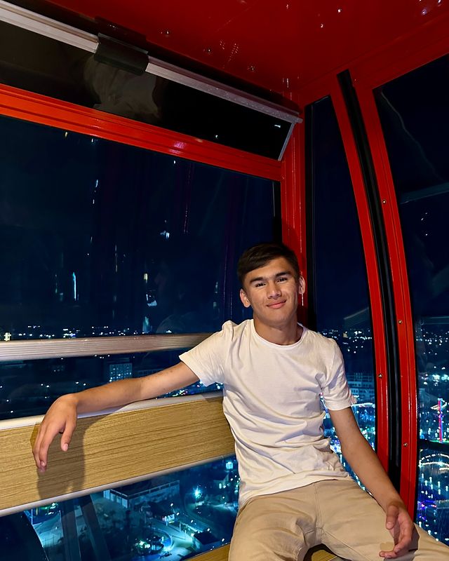 salimbek_sv в LOOKY. . Одно из самых смелых...