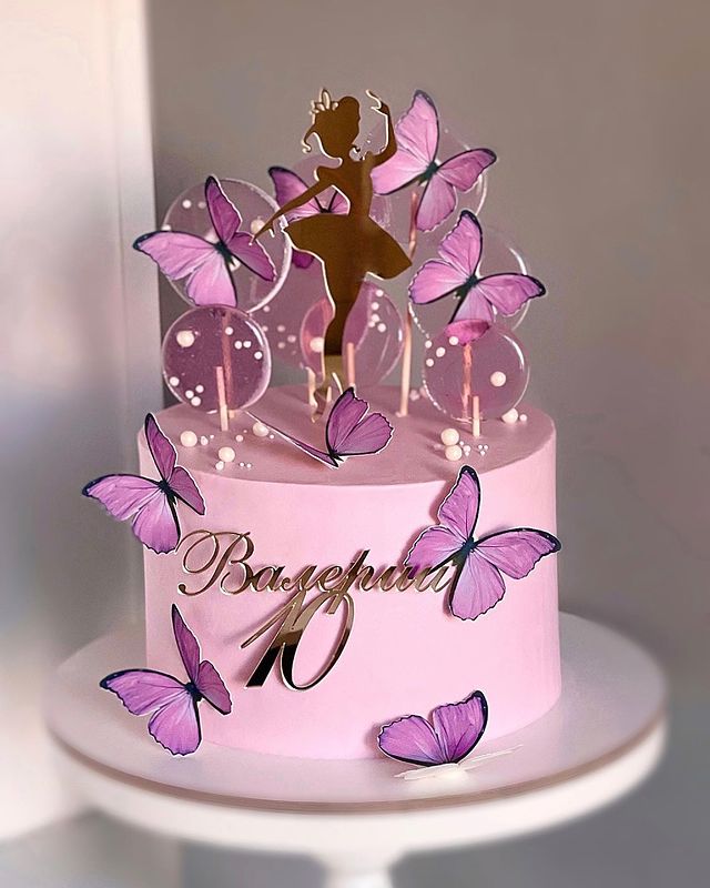 dreamcakestudio_ в LOOKY. #тортыназаказсевастополь#бентотортысевастополь#севастополь. Торт для маленькой б...
