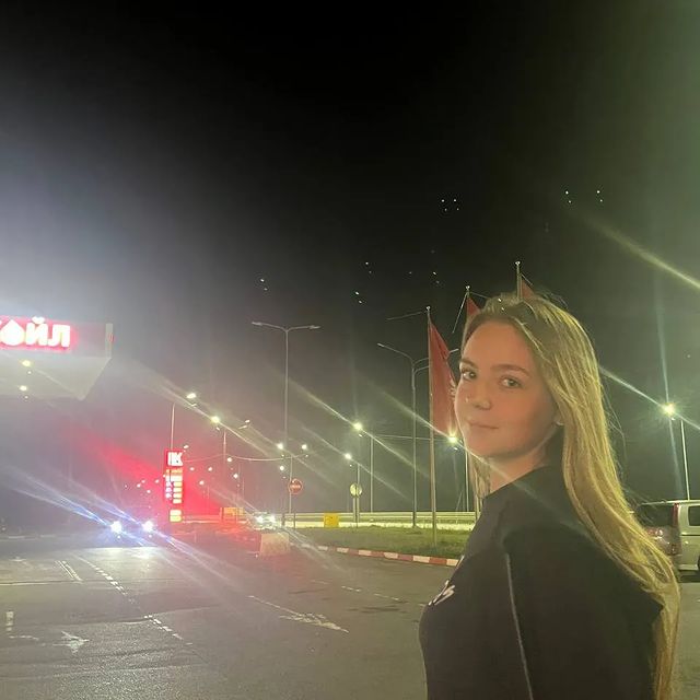lisa_kiriyata_ в LOOKY. . null