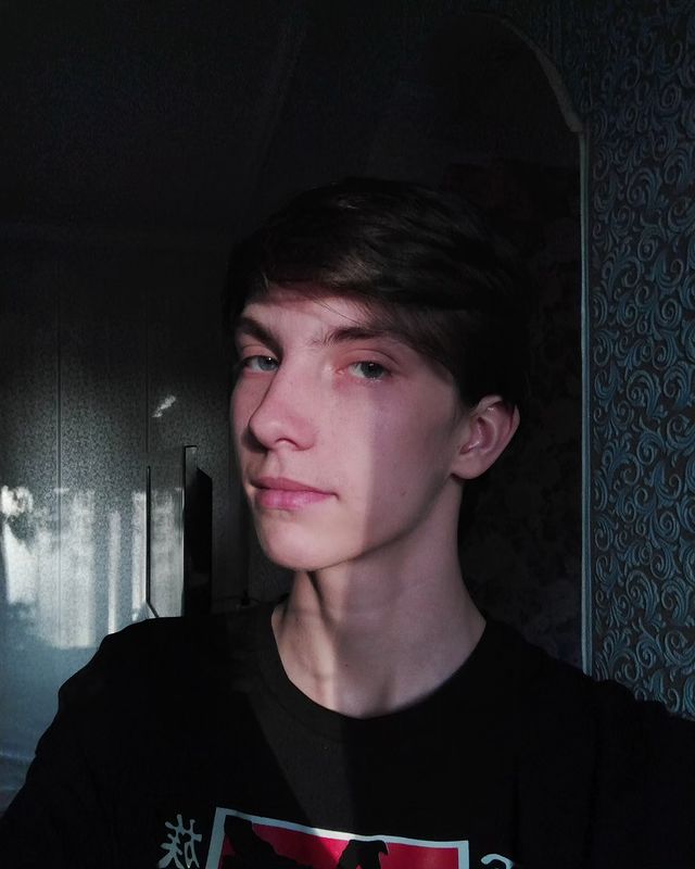 troffin05 в LOOKY. . Черное солнышко