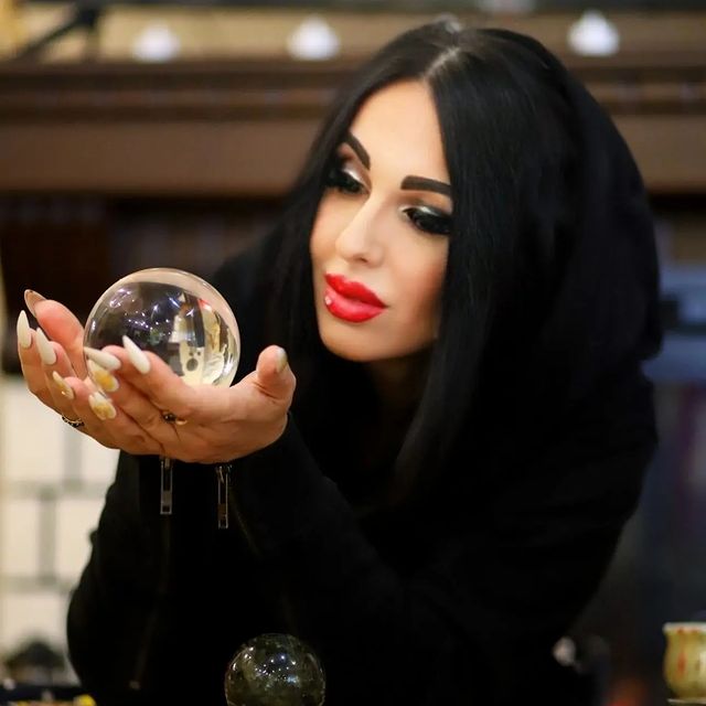 irida_7716_ в LOOKY. . На днях была сильней...