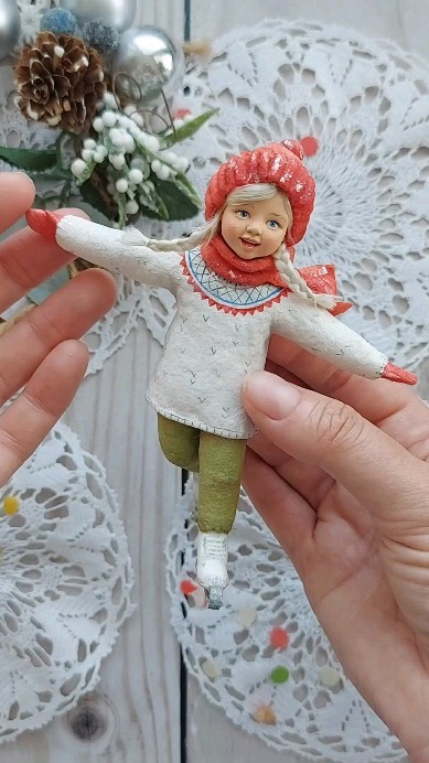 stanislava_vorobyeva in LOOKY. #ватныечеловечки,#ватныеигрушки,#новогоднийдекор,#cottonspun,#новыйгод,#изваты,#елочнаяигрушка. Ватная игрушка на ел...