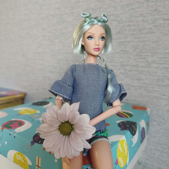 doll_eyes_on_me в LOOKY. #dollphotography,#instadoll,#defalucy,#flowerpower. 🌷
Ведь многого не н...
