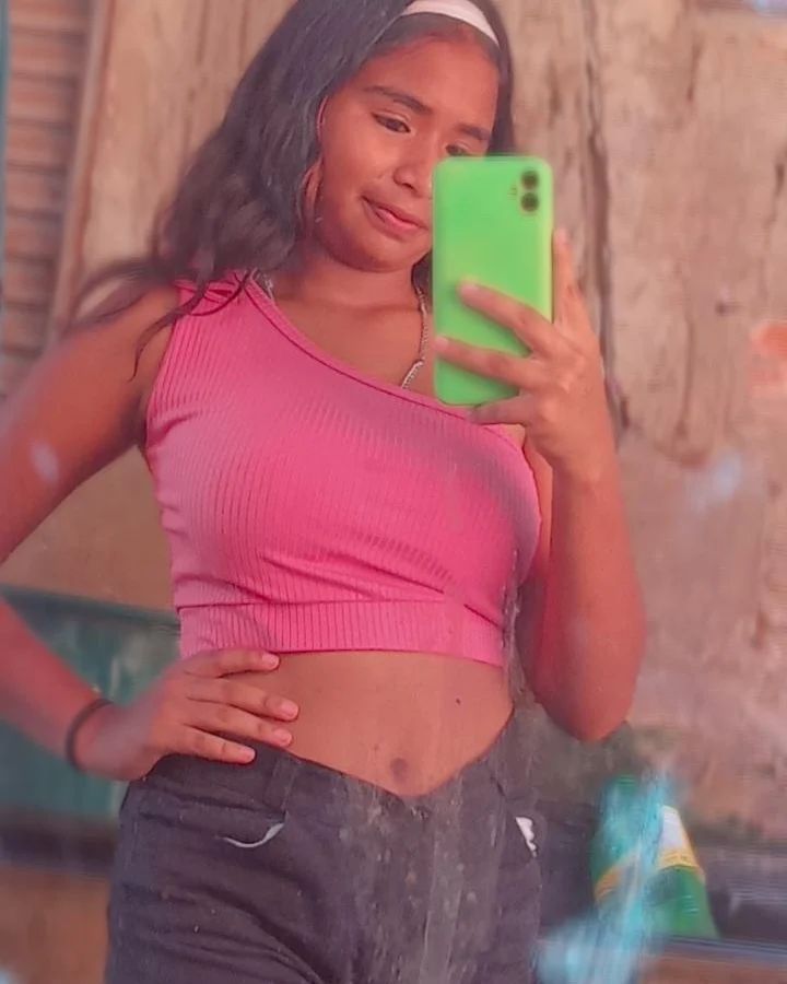 amor в LOOKY. . As faixa rosa 🩷