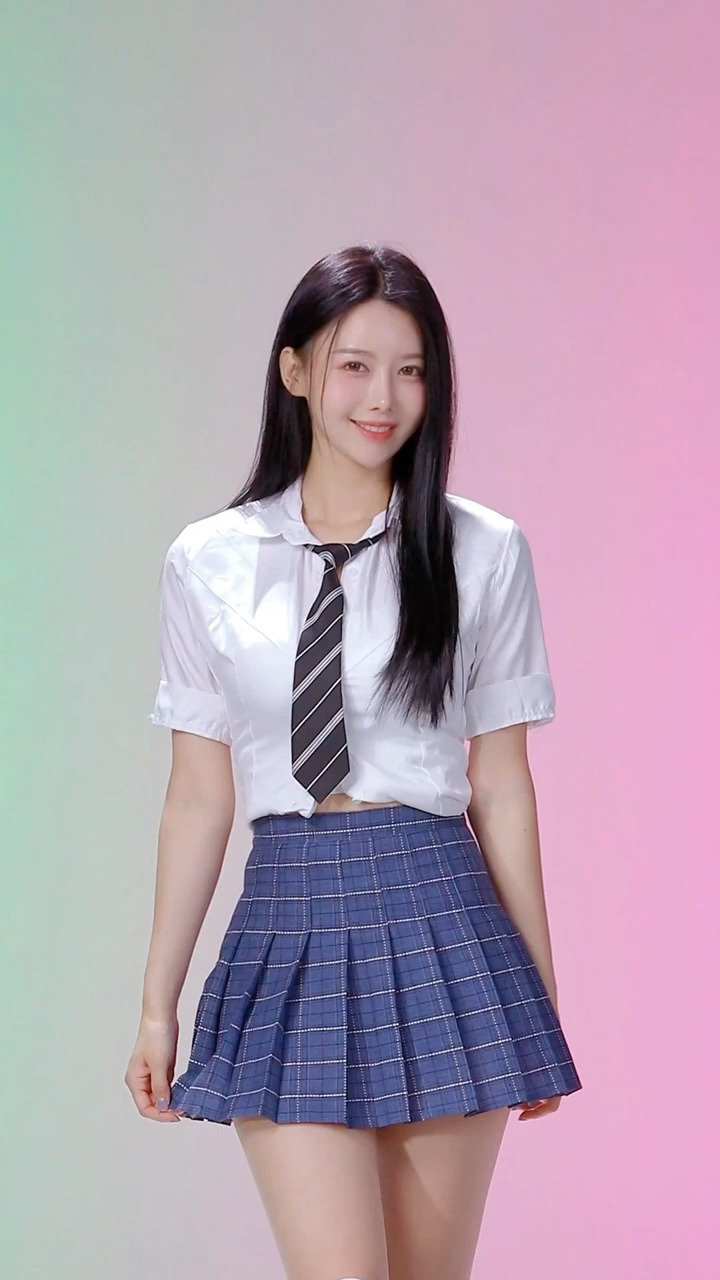 leea_dol в LOOKY. #Girls,#Girl,#dance,#korea,#like,#video,#nicetime,#love,#kpop,#kpopstyle. 뭐랄까, 월요일같은 금요일? 이아돌 ...
