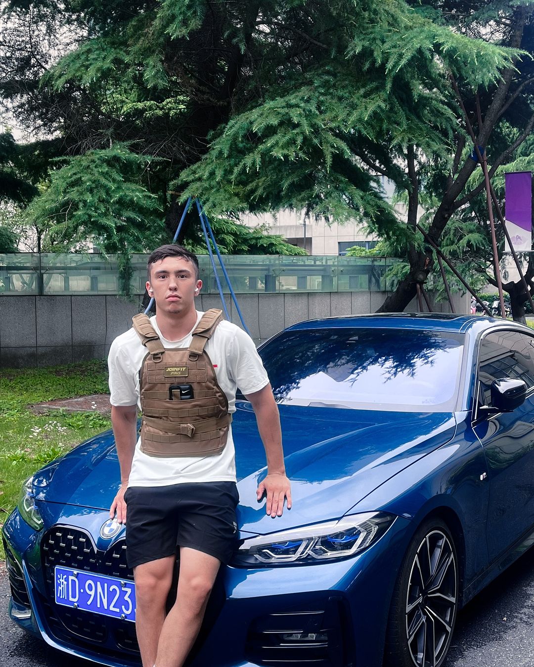 farukh_rakhmatullaev in LOOKY. #tourism,#travelgram,#instatravel,#wanderlust,#explore,#adventure,#travelphotography,#traveling,#travelblogger,#vacation,#traveler,#travelling,#traveltheworld,#traveladdict,#travelholic,#globetrotter,#beautifuldestinations,#passportready,#instapassport,#travelpics,#travelbug,#exploretheworld,#wanderer,#adventuretime,#travelislife,#bucketlist,#traveldiaries,#travelmore. Стремитесь быть лучш...