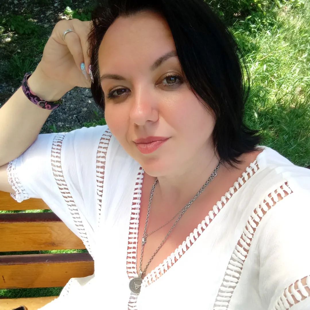 ratnikova_marina_s в LOOKY — Что-то на загорелом, пока ещё не обгорелом))) 
Кто куда? А я