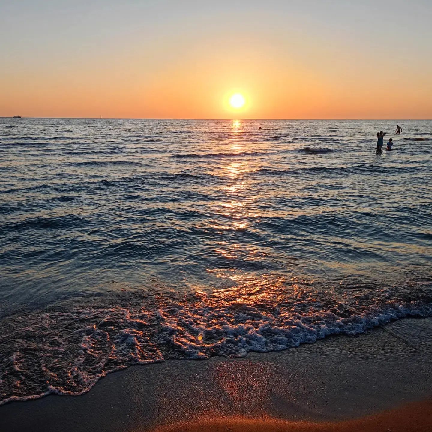 anton_kostarnov в LOOKY. . Закаты на море - отд...