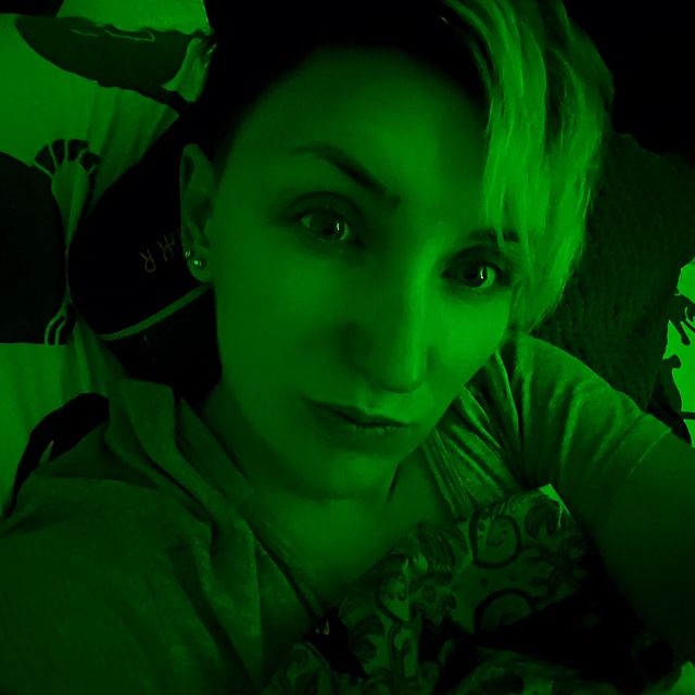 eva_flassh в LOOKY. . Я так никогда не был...