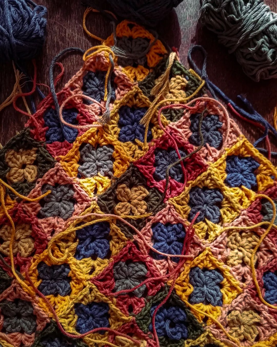 #crocheting_knitting  #crochetissexy  #crochetaddict  #crochetbetweenthelinesshawl  #crochetersofinstagram  #crochetbuttons  #crochet_doily  #neutralcrochet  #crochetart  #вяжукрючком #вяжукрючком  #вяжунетужу  #вяжемсами