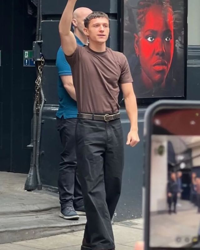 fan_tom_holland1996 в LOOKY. #tomholland,#tomholland2022,#tomholland2013,#tomhollandedit,#tomhollandfans,#tomhollandsmile,#tomhollandfan,#tomholland1996,#tomhollandhandsome,#tomhollandhot,#tomhollandcute,#tomhollandcutie,#tomhollandedits,#tomholland2023,#tomhollandfunny,#tomhollandfanpage,#tomhollandcurls,#tomhollandsweet. He's gorgeous 😍❤️‍�...