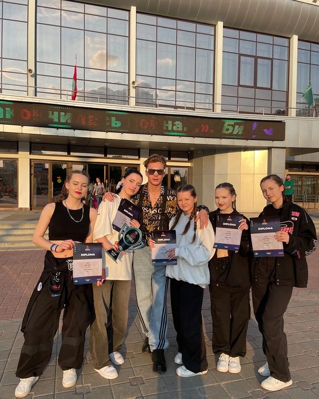 sorbecomics в LOOKY. #dance,#bizondance,#bizoncenter,#dancecrew,#win. Best dance team ever...