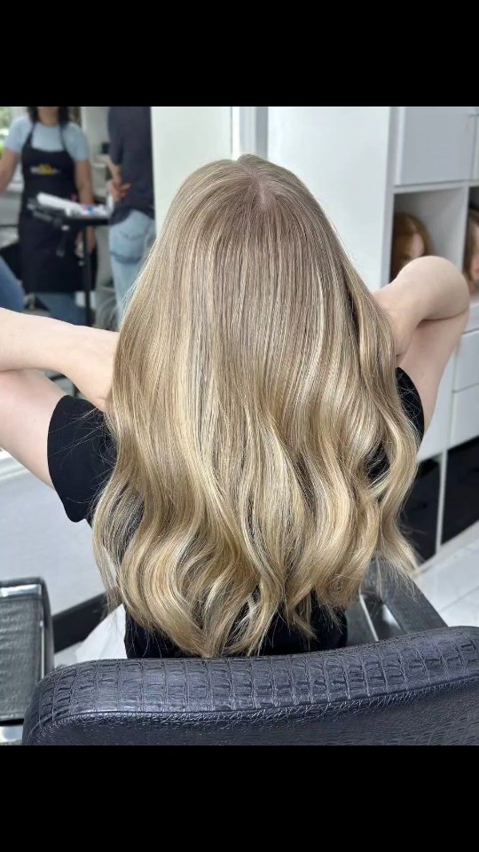 tatiana_colorist_krd в LOOKY. #окрашиваниеволоскраснодар#колористика#окрашиваниеволос#контуринг#сложноеокрашиваниекраснодар. Контуринг
#окрашиван...