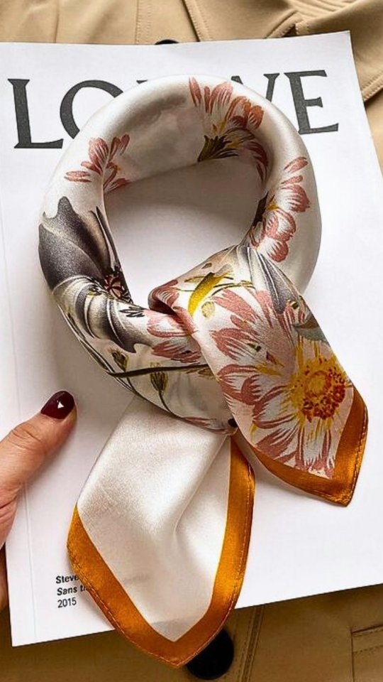 trendsup_shop в LOOKY. #платок,#байервевропе,#байеризиталии,#байериталия,#байервмилане,#байервиталии,#тренд,#стиль,#аксессуары. Если вы как я стали ...