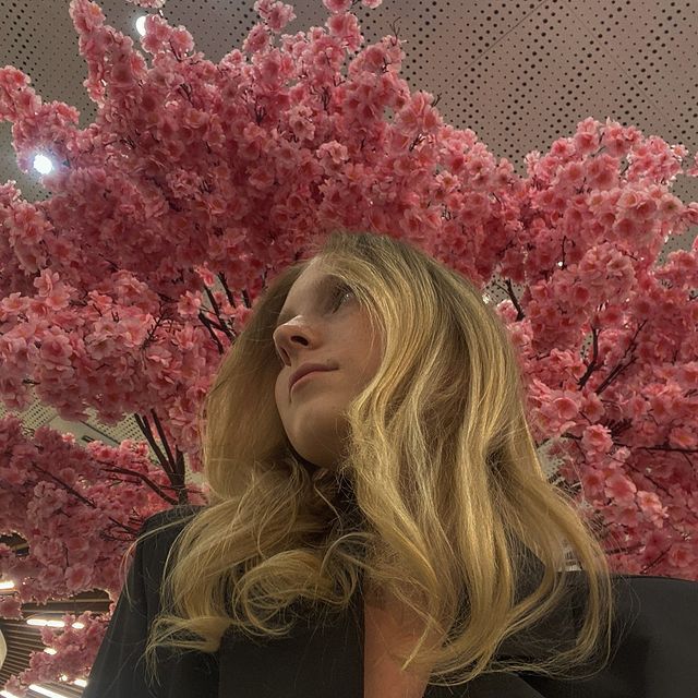 _annonixey в LOOKY. . 여행자 안야🌸🛣️
