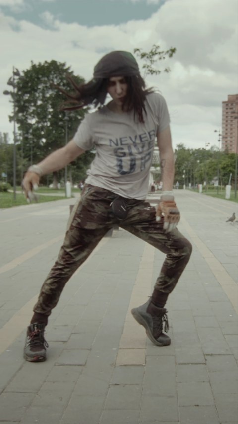 Rsymmetrys в LOOKY. #танцы,#танец,#танцор,#искусство,#москва,#музыкант,#музыка,#стиль,#танцуйпокамолодой,#dance,#dancerussia,#dancer,#moscow,#россия,#style,#music,#творчество,#creativity,#musician,#russia,#уличныетанцы,#уличныймузыкант. #танцы #танец #танцо...