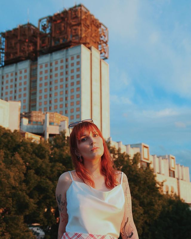 lenagrachevaa в LOOKY. . это было в России 

...