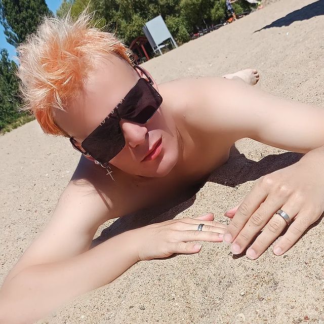 Evgeniy Echardo в LOOKY. #veranovibes,#verano,#playa,#brillante,#reggaetón,#latin,#elvibe. Llegamos a la playa
...