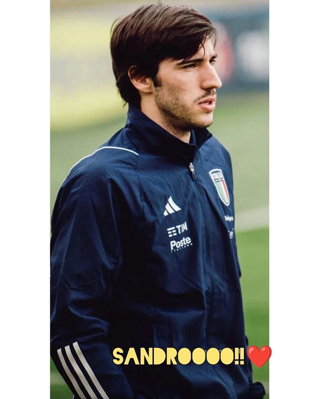 r tli  rl в LOOKY. #throwbackthursday,#tonali,#sandrotonali,#babysandro,#azzura,#cuteboy,#foryou. #throwbackthursday ❤...