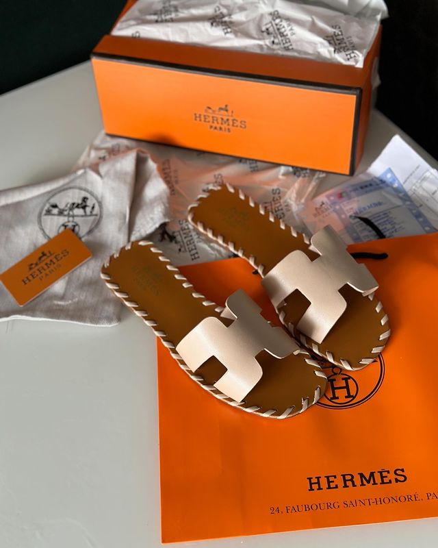 an.ni.store34 в LOOKY. . В наличии 

Последни...