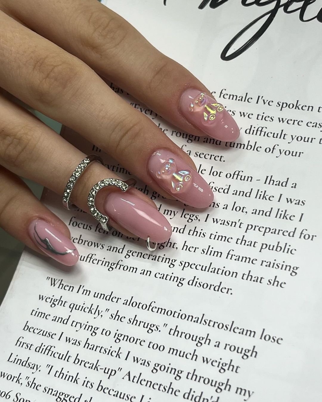 Наращивание ногтей 💅
#красивыйманикюр #маникюрчелябинск #ногтиманикюргельлак #наращиваниеногтейгель #челябинск #челябинск74