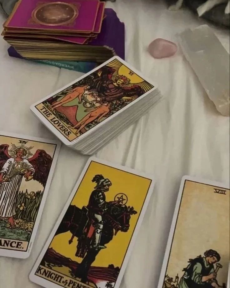 ania.tarot.reader в LOOKY — Таро-расклад "Партнер. Мысли, чувства, действия". Самый попу