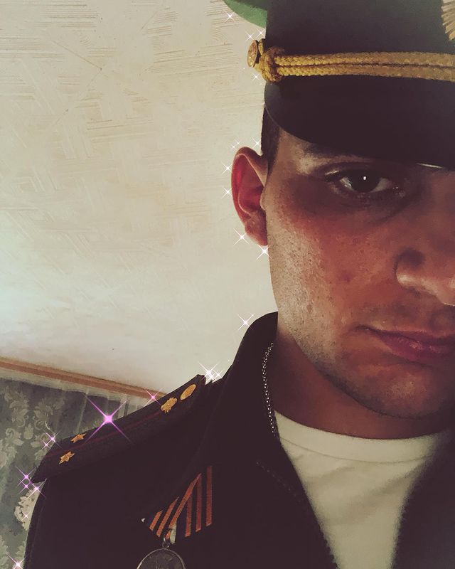 gnuni_ak47 в LOOKY. . ДМБ это не бмв у каж...
