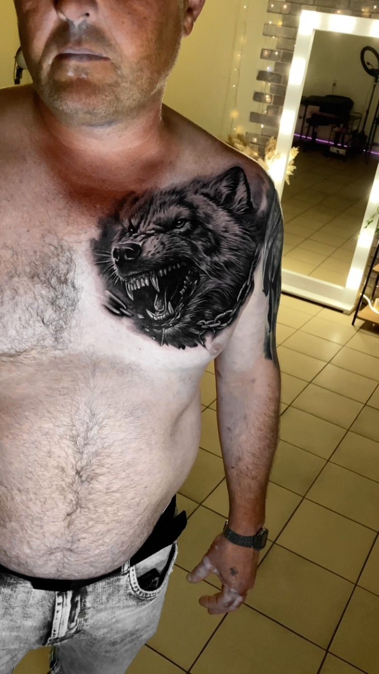 tattoo_mishamakeev в LOOKY. . null