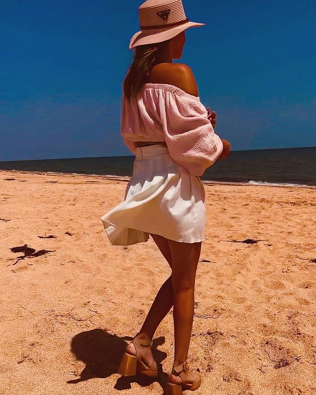 ptichka_anchi в LOOKY. #love,#instagood,#me,#tbt,#cute,#follow,#followme,#photooftheday,#happy,#beautiful#picoftheday,#like4like,#instagramanet,#instatag,#smile,#friends,#fun,#fashion,#summer,#instadaily#instalike#amazing,#tflers,#follow4follow,#likeforlike,#bestoftheday,#l4l#геническ#счастливцево#арабатскаястрелка. 👒

#love #instagood...