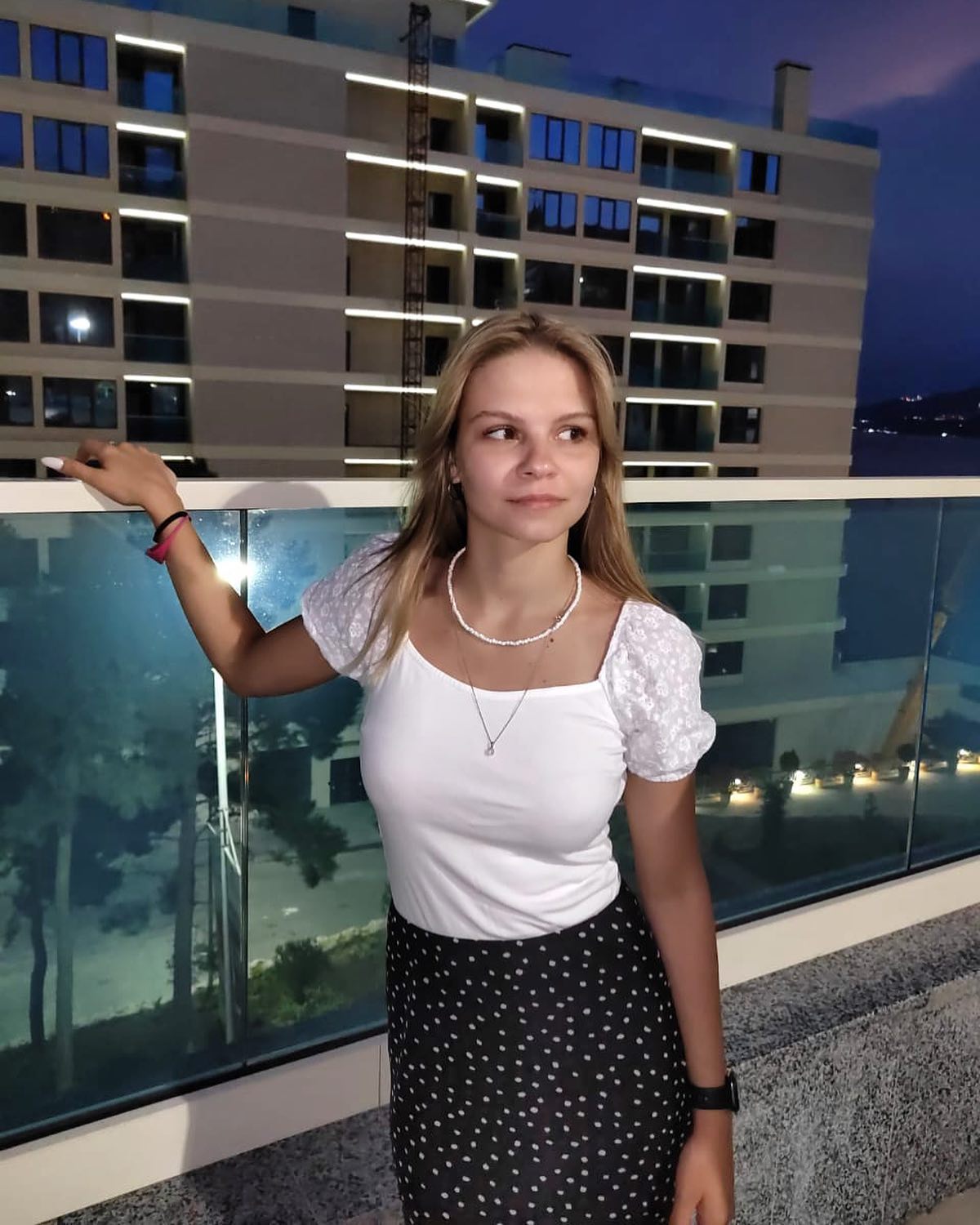 victoriiia_1 в LOOKY. . Мы живём невпопад
Мы...