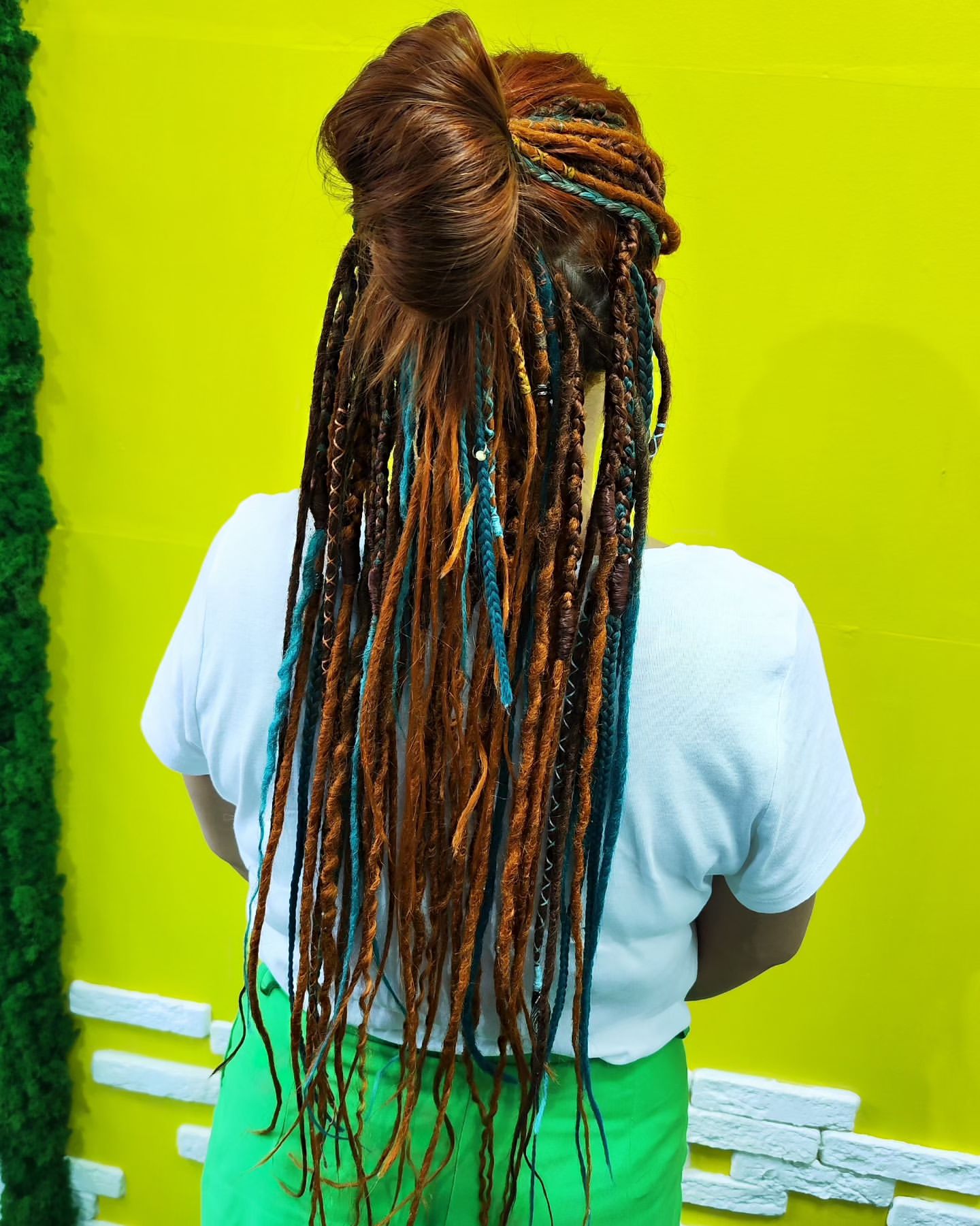 yellow_dreads в LOOKY — фото 2