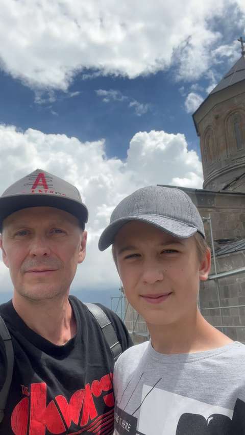 al_igolkin в LOOKY. #georgia,#gergeti. А тут просто радостн...